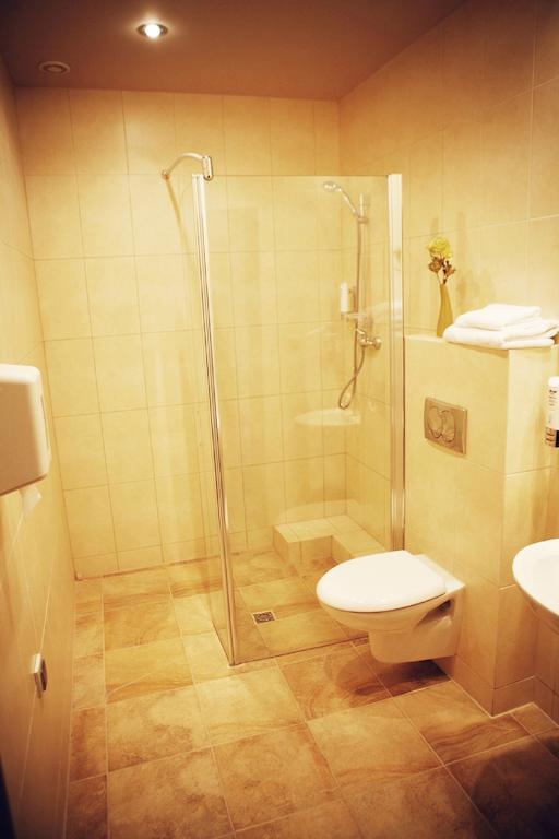 Hotel Zorza Namysłów Zimmer foto