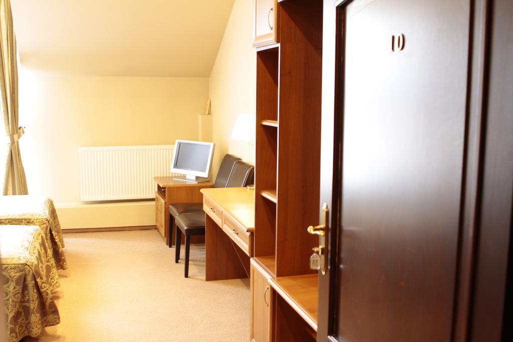 Hotel Zorza Namysłów Zimmer foto